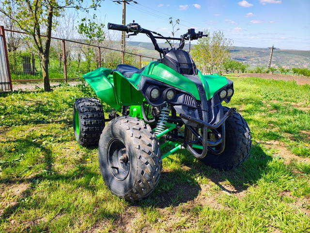 Vând ATV 125 manual , roți pe 8 inch
