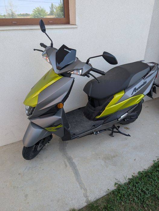 Suzuki Avenis 125 cmc an 2024