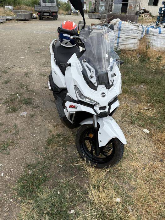 Scuter Sym Adx 125