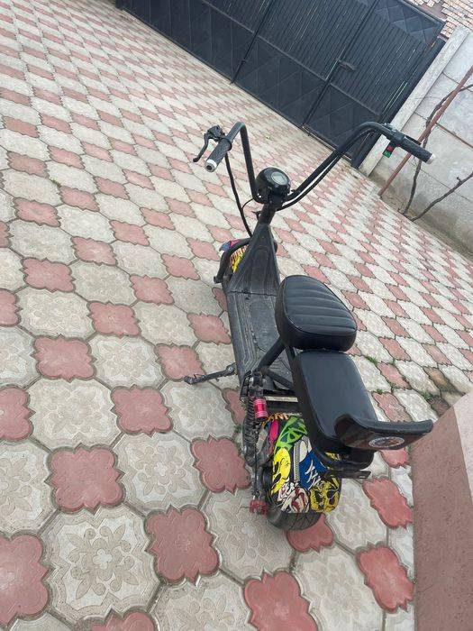 Vând scuter electric mini Harley  autonomie 30-35 km viteza 50 km-h