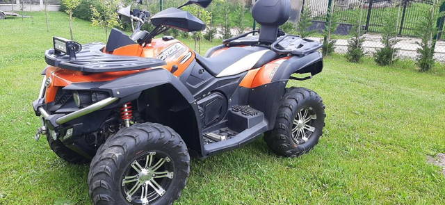 Vând atv cf moto 550cc 4x4
