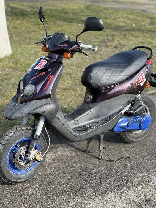 Vând scuter modificat