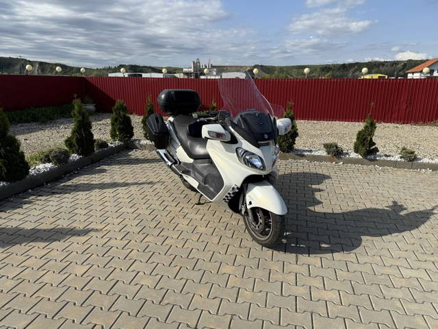 SUZUKI BURGMAN AN650A EXECUTIVE ABS facelift dotat km reali impecabil