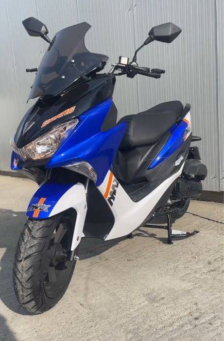 Scutere benzina 125 Cc 2025