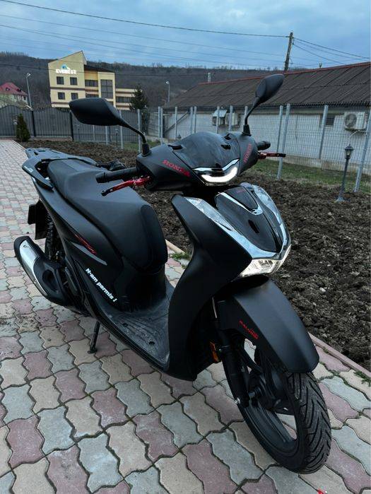 Motor/Scooter 125