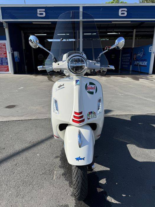 Vespa GTS 300 Super Sport