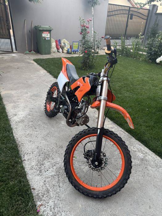 Kross motor 125 merge foarte bine