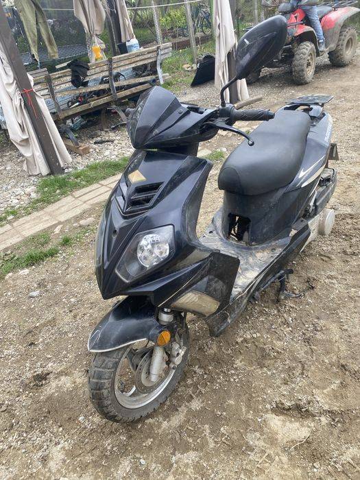 Scuter 125cc cu acte