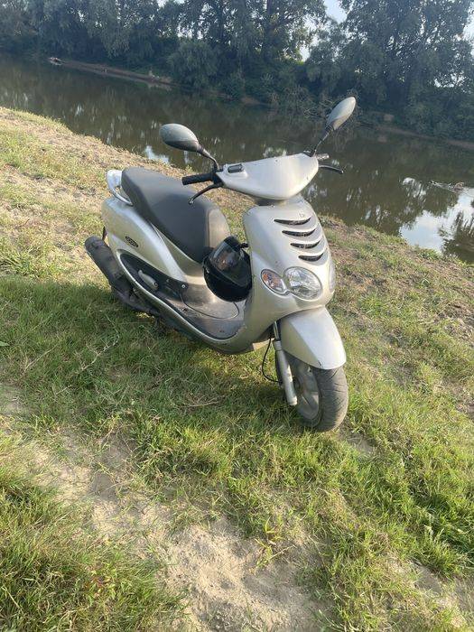 Scuter Yamaha doodo