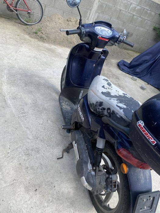 Dezmembrez aprilia scarabeo 49 2t injecție