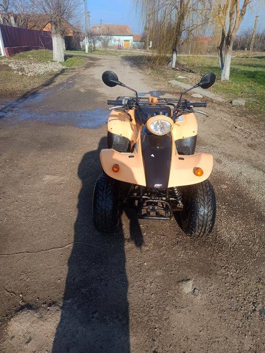 Vând atv Cymko de 151