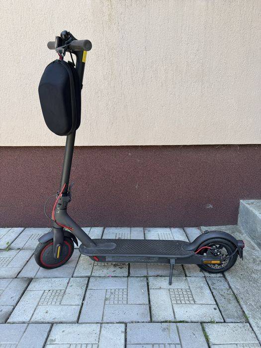 Vând trotineta electrică Xiaomi Mi Pro 2!!!