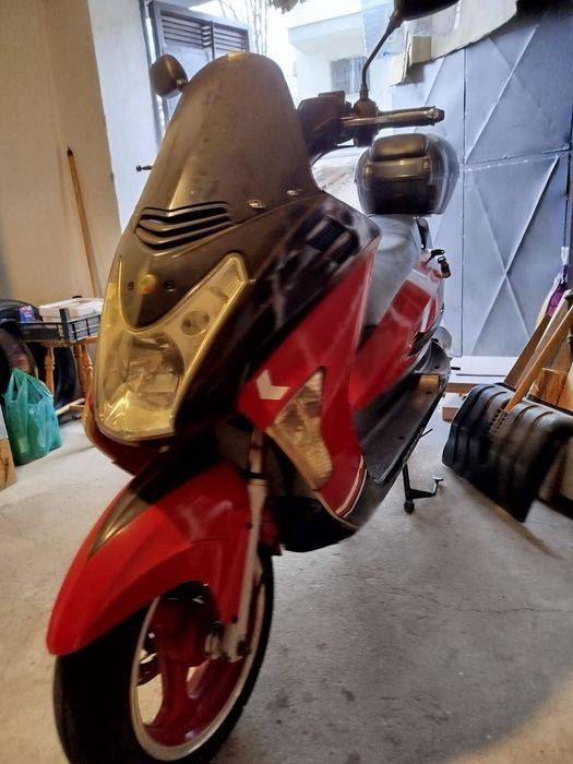 Scuter 49 cc, înmatriculat