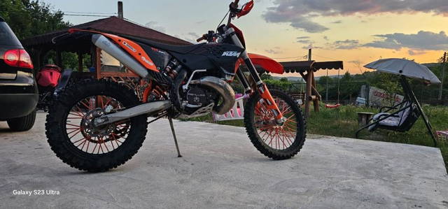 Motocicleta KTM 250 EXC 2009
