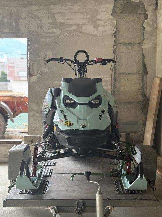 Snowmobil Ski-Doo freeride 2024 181cp