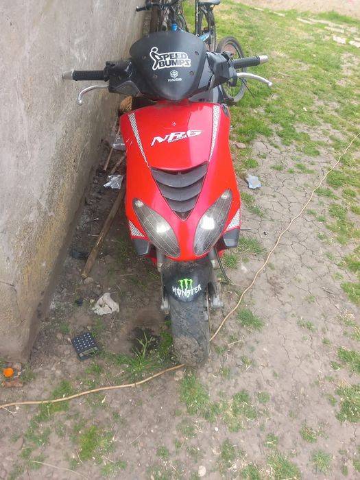 VÂND scuter piaggio nrg,2t,80cc,fără acte (defect)