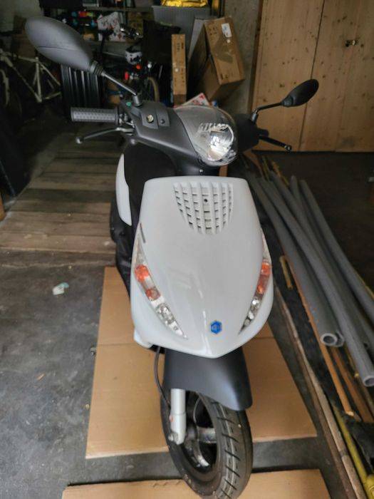Piaggio Zip 50 4T '22
