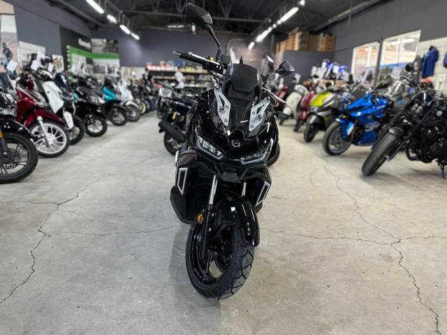 Scuter SYM ADX 125 ABS-se conduce cu B125- livrare stoc EST BIKE