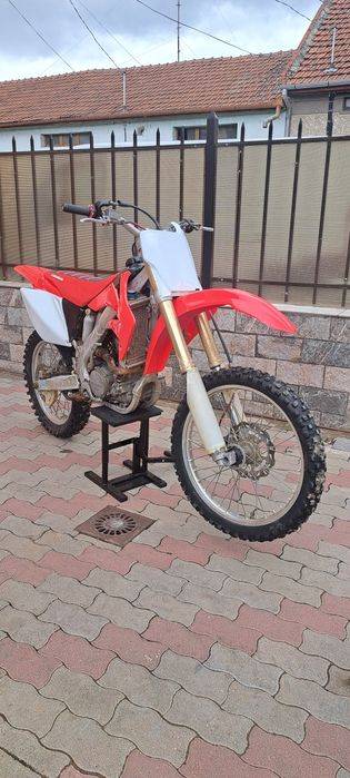 Honda crf 250 R full cross