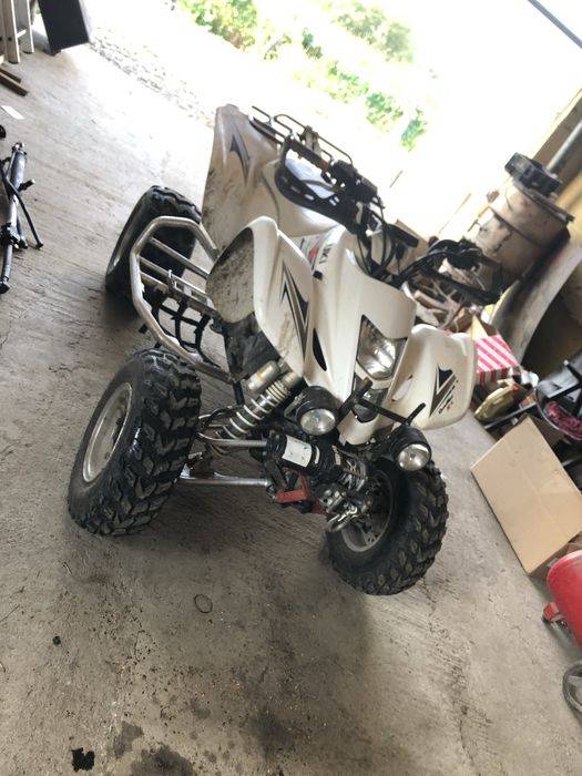 Suzuki ltz 400 distributie facuta acuma problema la supape nu porneste