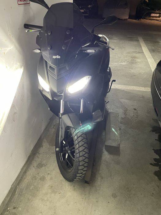 Scuter Aprilia SR GT 200