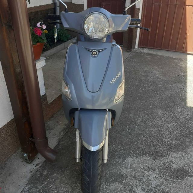 Scuter Belline Memory