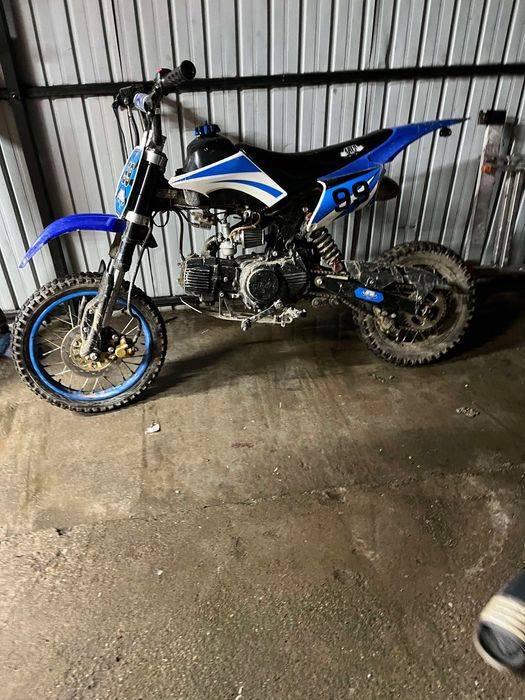 Vand sau schimb cross 125cc