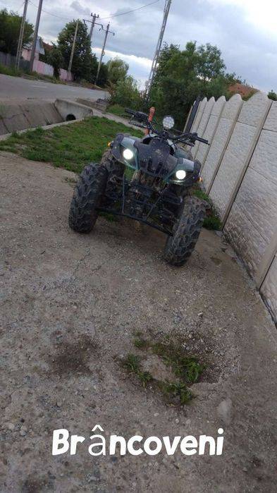 Vând atv 250 cc..