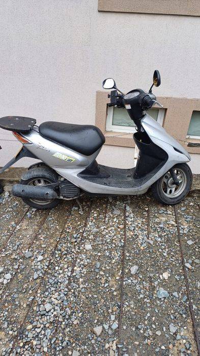 Honda dio scuter