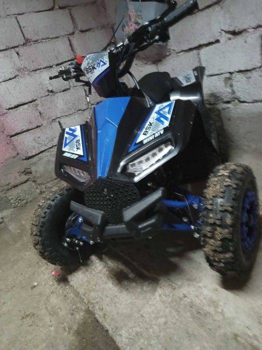 Vând ATV 49 CC  of road și strada pentru copii