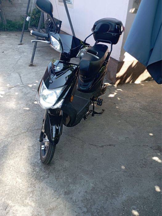 Vând/Schimb scuter electric volt VSX