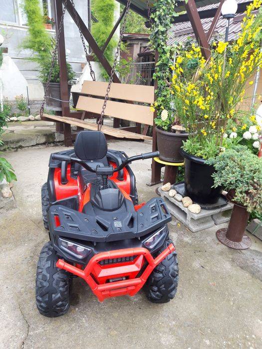 Vând atv electric puternic