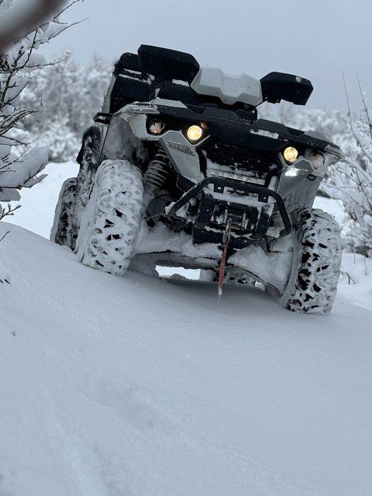 Vând atv linhai m550L