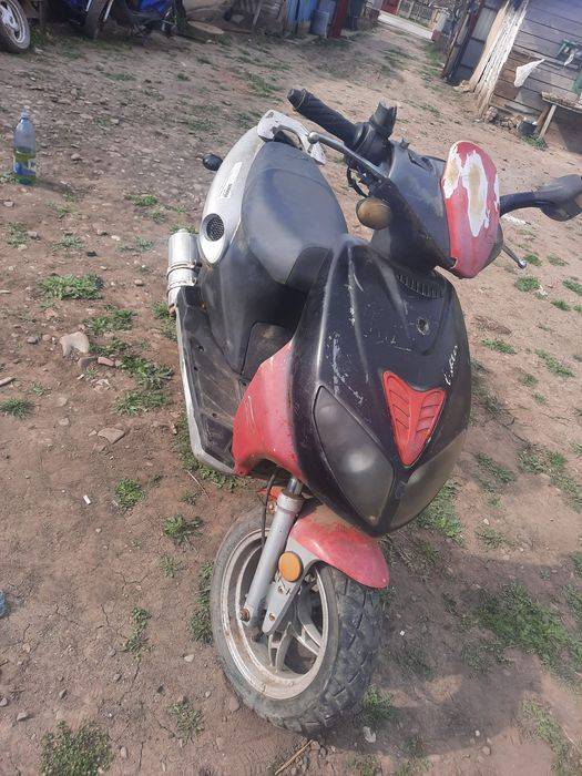Vând scuter GT RACING 4T 80CC