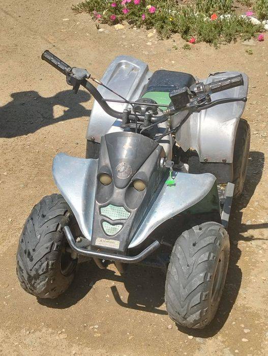 Vând ATV in 4 timpi