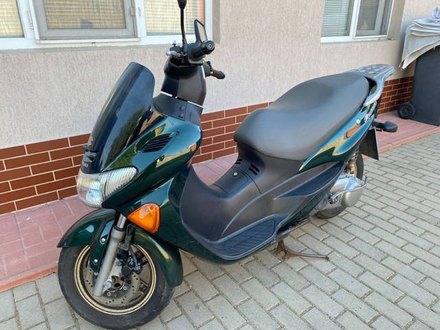 Scuter 125 Suzuki epicuro
