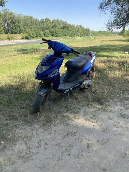 Se vine scuter 49 cc fara acte la 800 negociabil