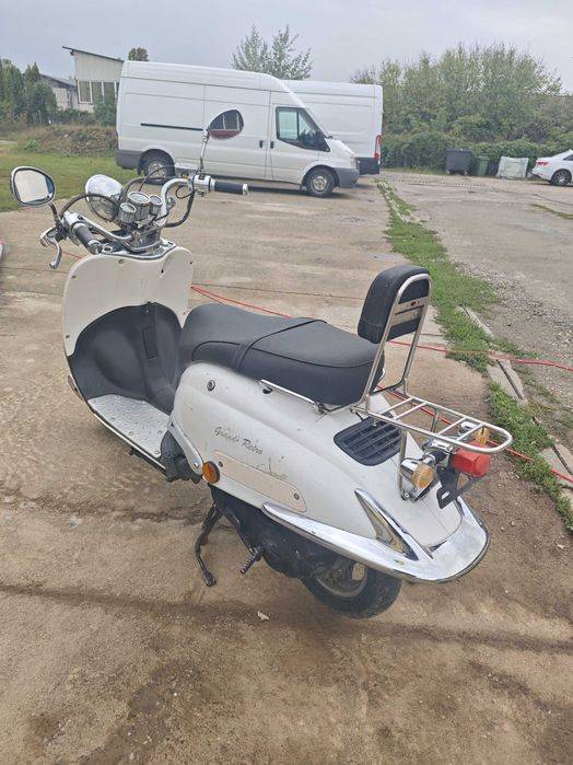 scuter grande retro