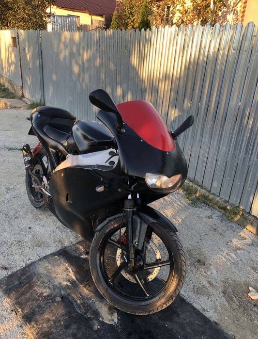 motor aprilia rs