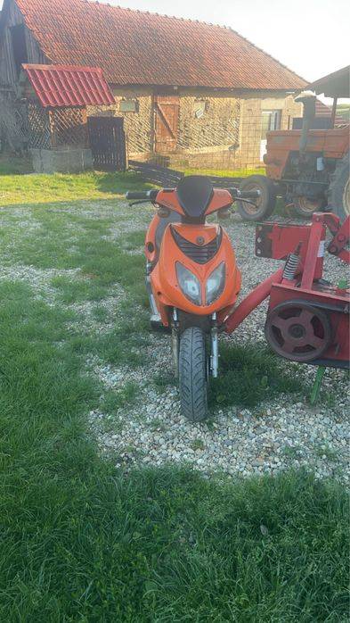 vand scuter 80 2t