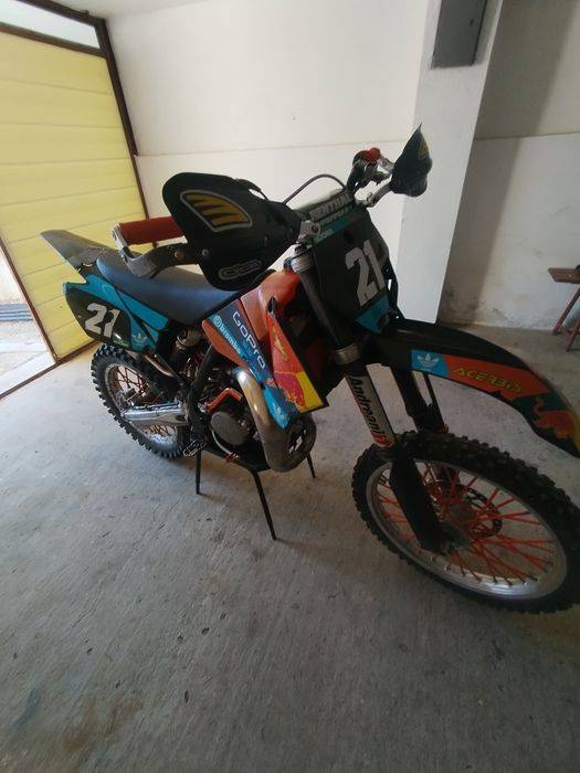 Ktm sx 85 2010 cadou: +carena spate nouă + set stickere noi
