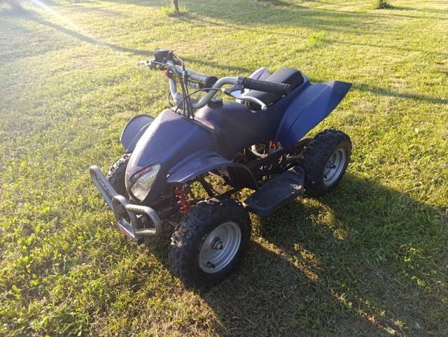 Vând ATV 49 de copii