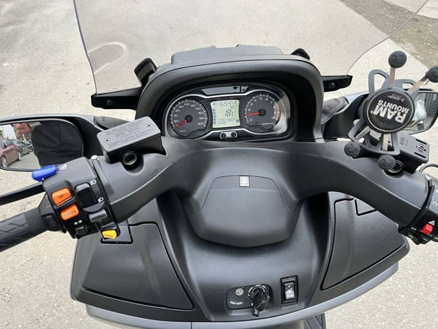Suzuki Burgman 650 Executive 2019 6500km