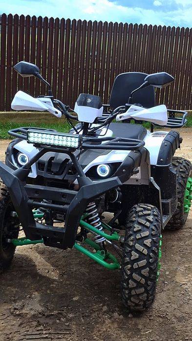 Vând ATV 200cc.  800km in creștere