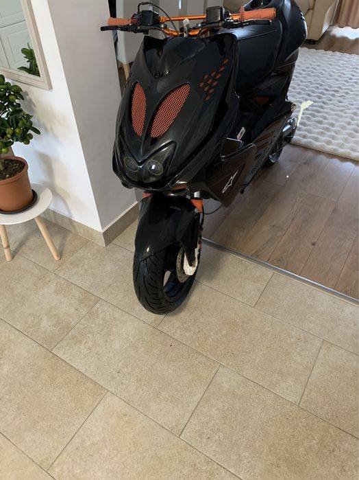 Yamaha aerox 70cc inmatriculat