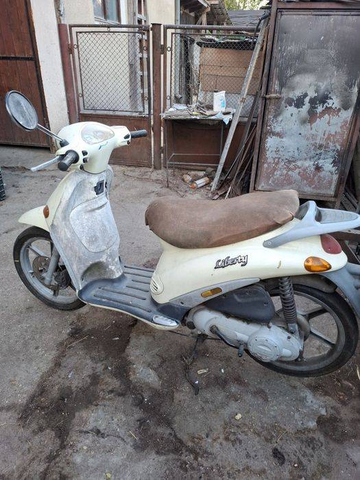 Scuter Piaggio Liberty