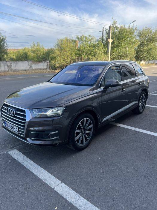 "Audi Q7-Quattro 3.0 TDI 7 Locuri (Webasto)