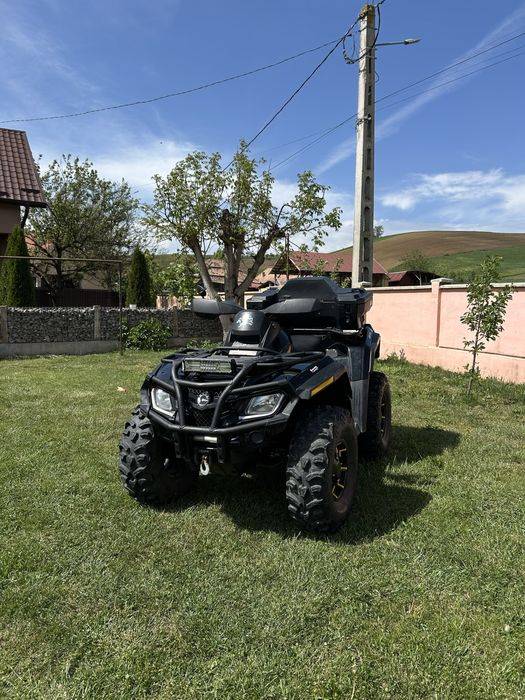 Can Am Outlander 800R