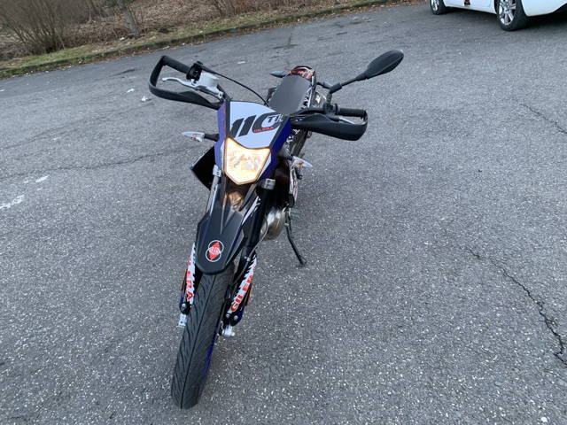 Gilera SMT 50 drifting