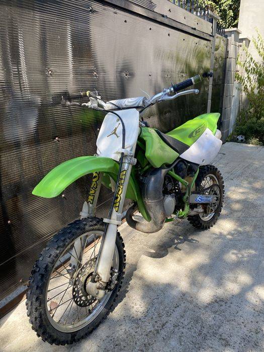 Vând cross kawasaki 80 cc